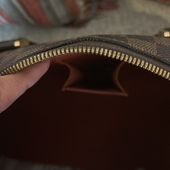 Louis Vuitton Ribera Handbag - Picture 6 of 6